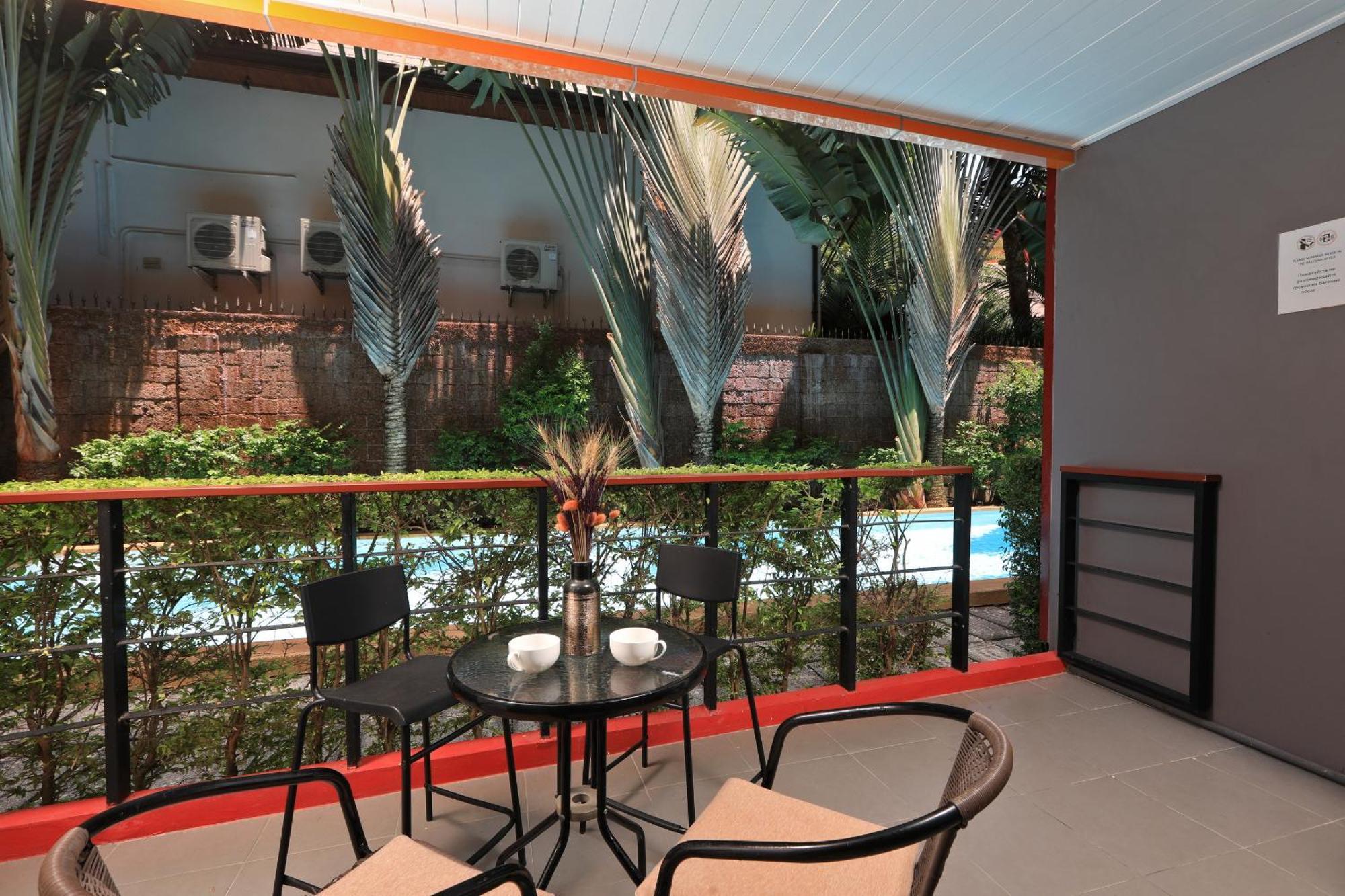 Apartment 1bdr Pool Access On Naiharn By Capital Pro