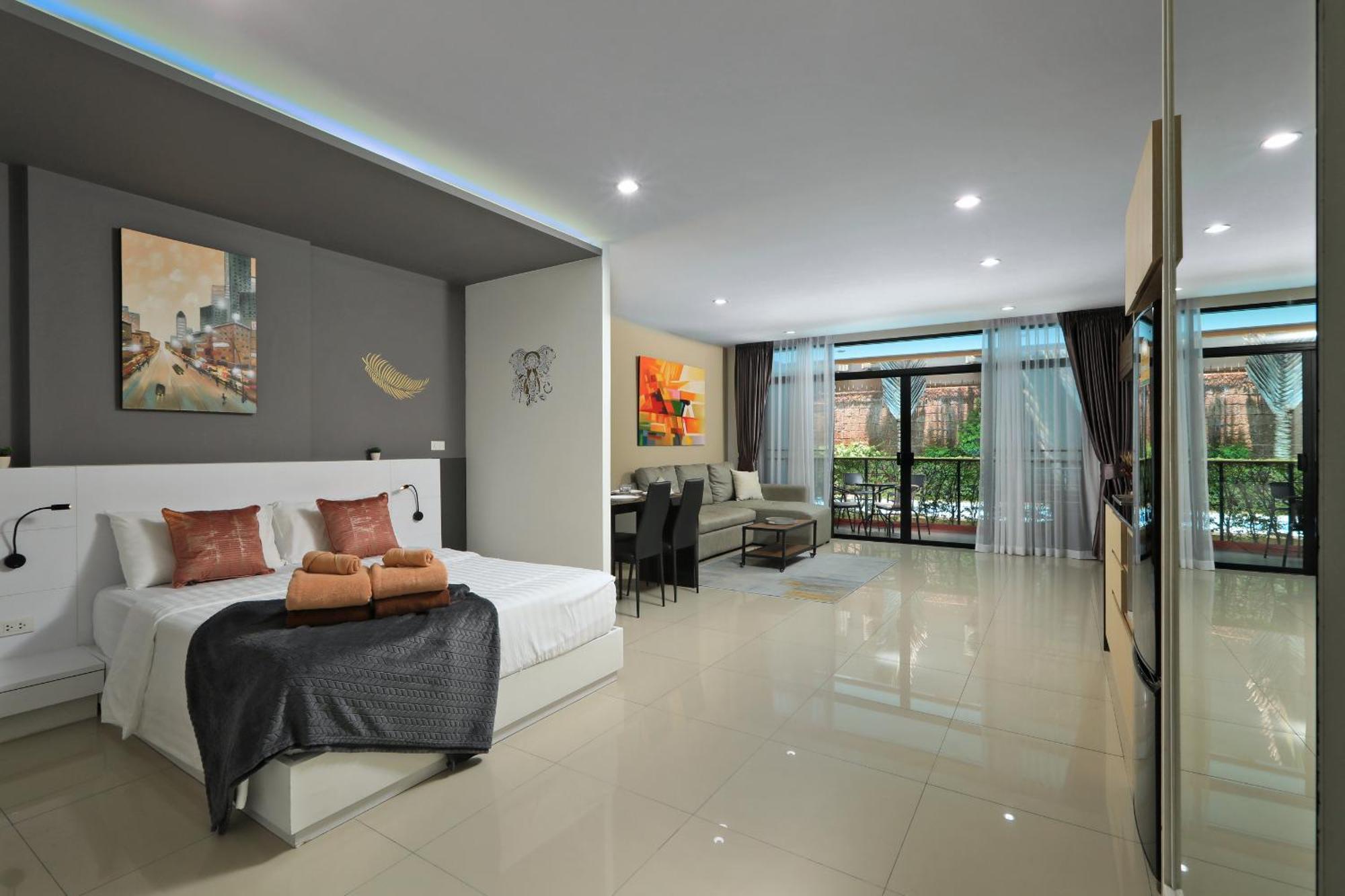 1bdr Pool Access On Naiharn By Capital Pro Apartment *